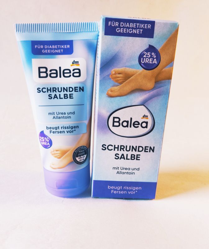 Крем від тріщин та сухих мозолів на п'ятах з сечовиною (25%) та алантоїном 50 мл Балеа Balea Schrundencreme Німеччина