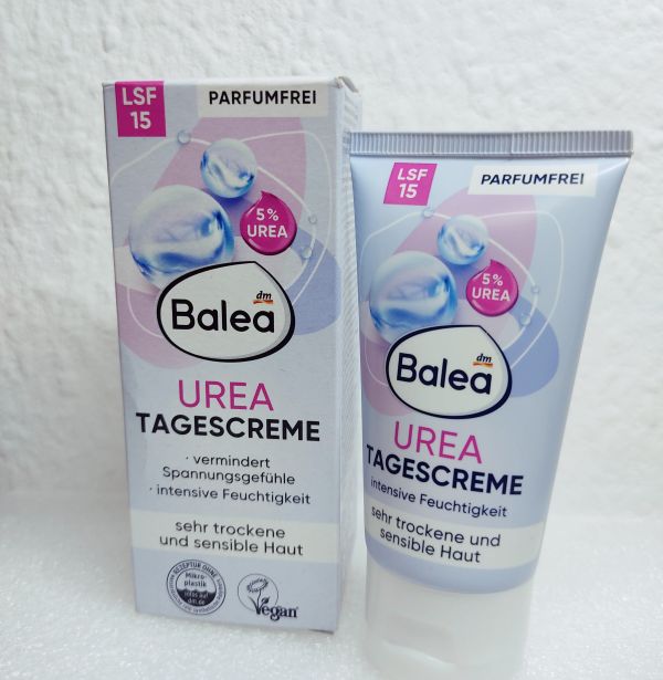 Денний крем Balea Urea Tagescreme LSF 15 для сухої шкіри обличчя із сечовиною 5% 50 мл Німеччина